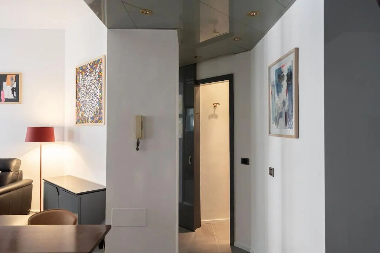 Apartment Close To Duomo Μιλάνο Ιταλία