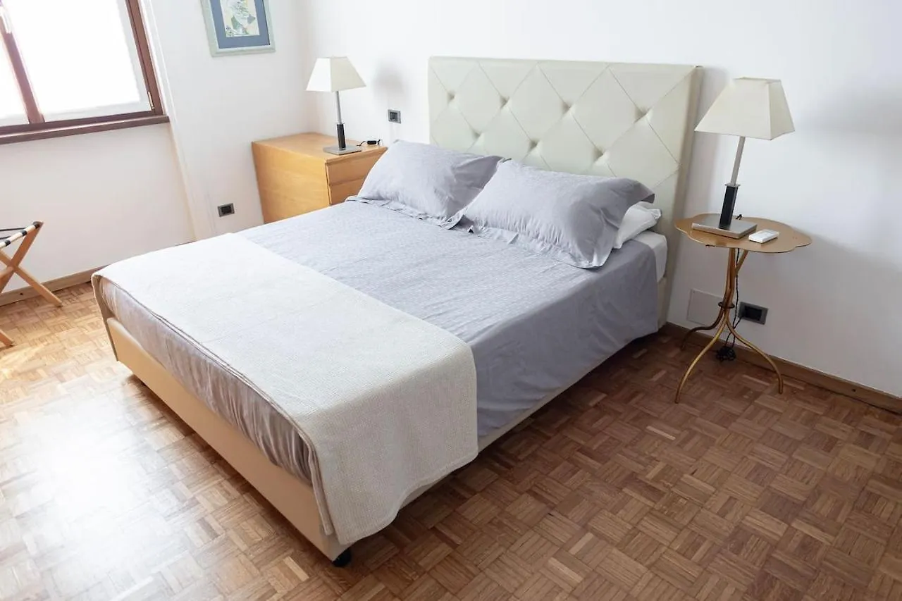 Apartment Close To Duomo Μιλάνο